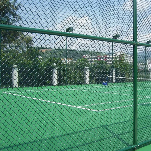 PE包塑球場(chǎng)圍欄